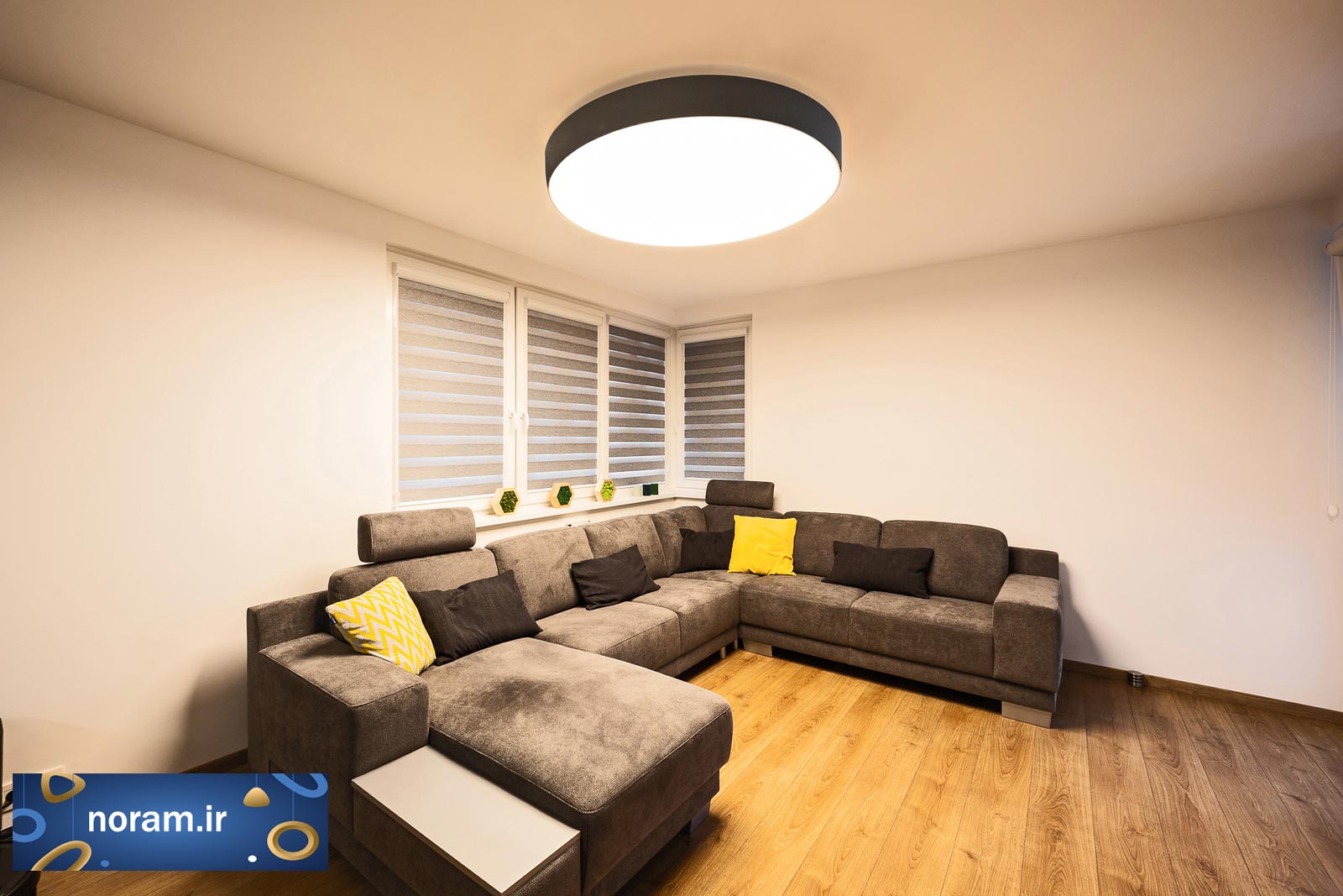 لوستر مینیمال مشکی