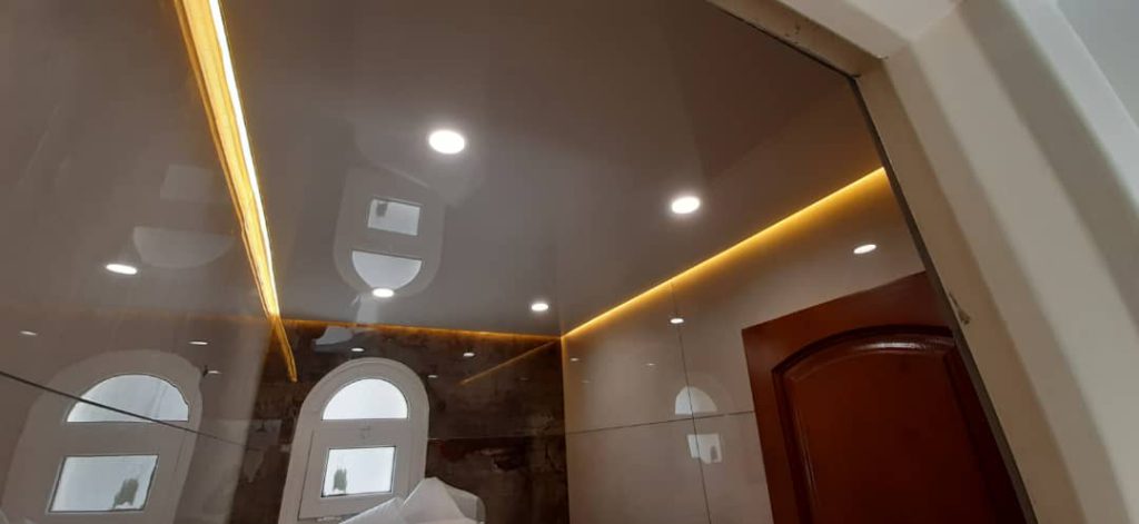 نور مخفی سقف کشسان آیینه ای