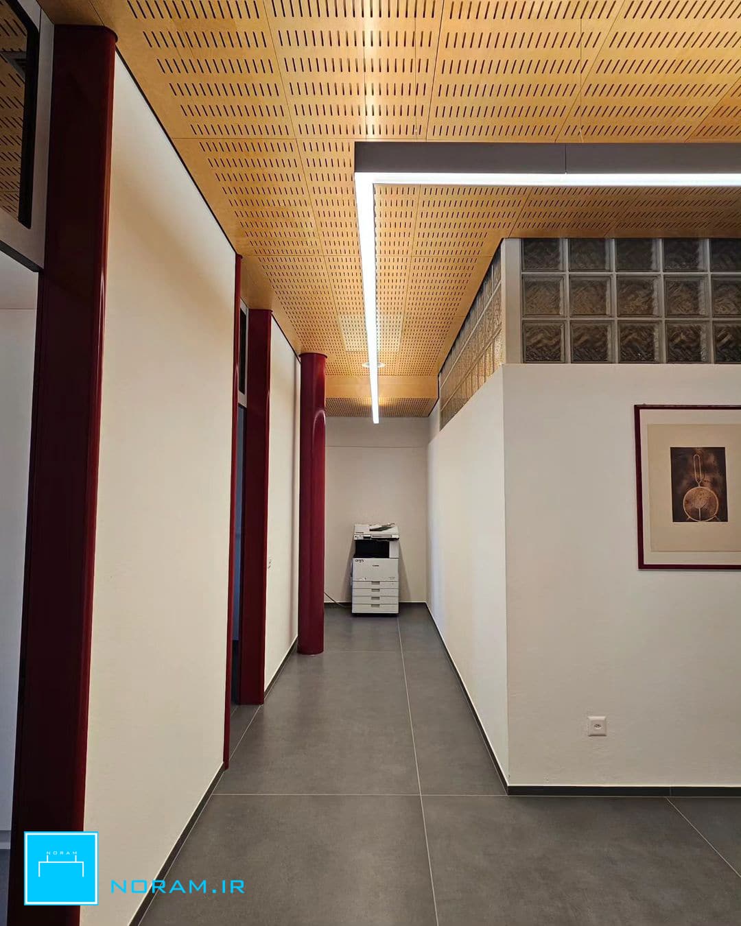 چراغ خطی آویز به صورت L