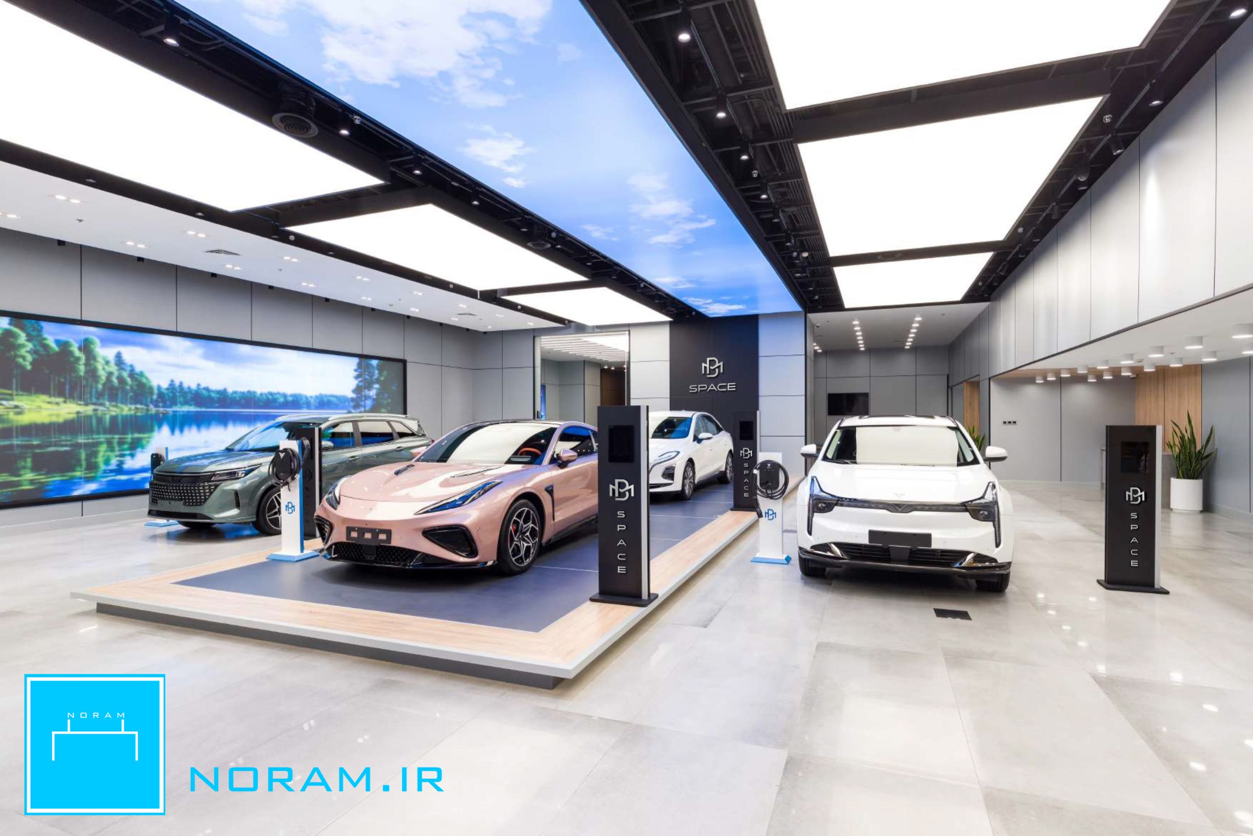 سقف کشسان آسمان مجازی و ترنسپرنت در شوروم بهمن خودرو در ایرانمال ایران تهران
