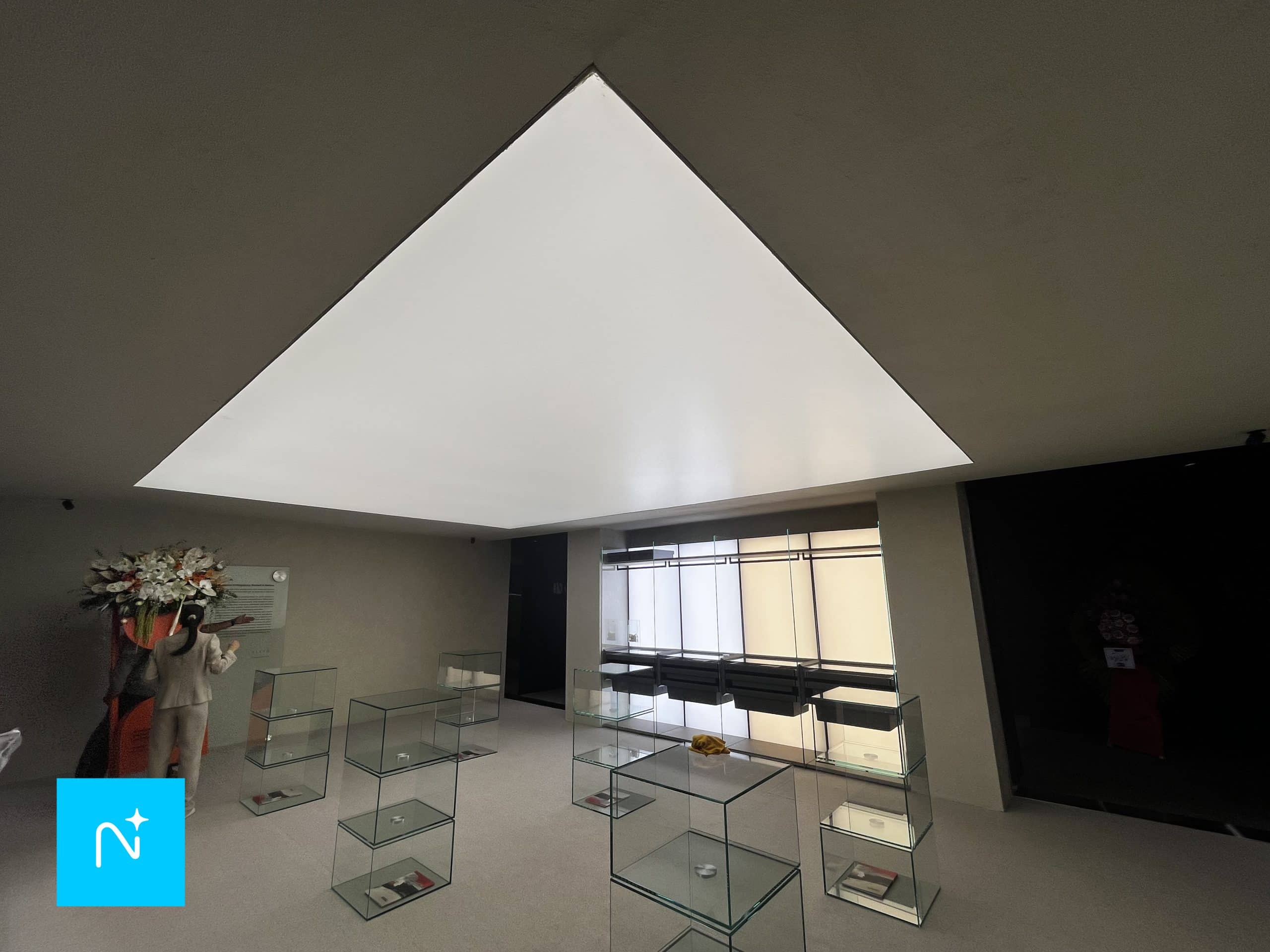 سقف کاذب کشسان ترنسپرنت